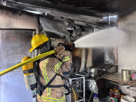 باقة الغربية: حريق في مخزن تجاري 